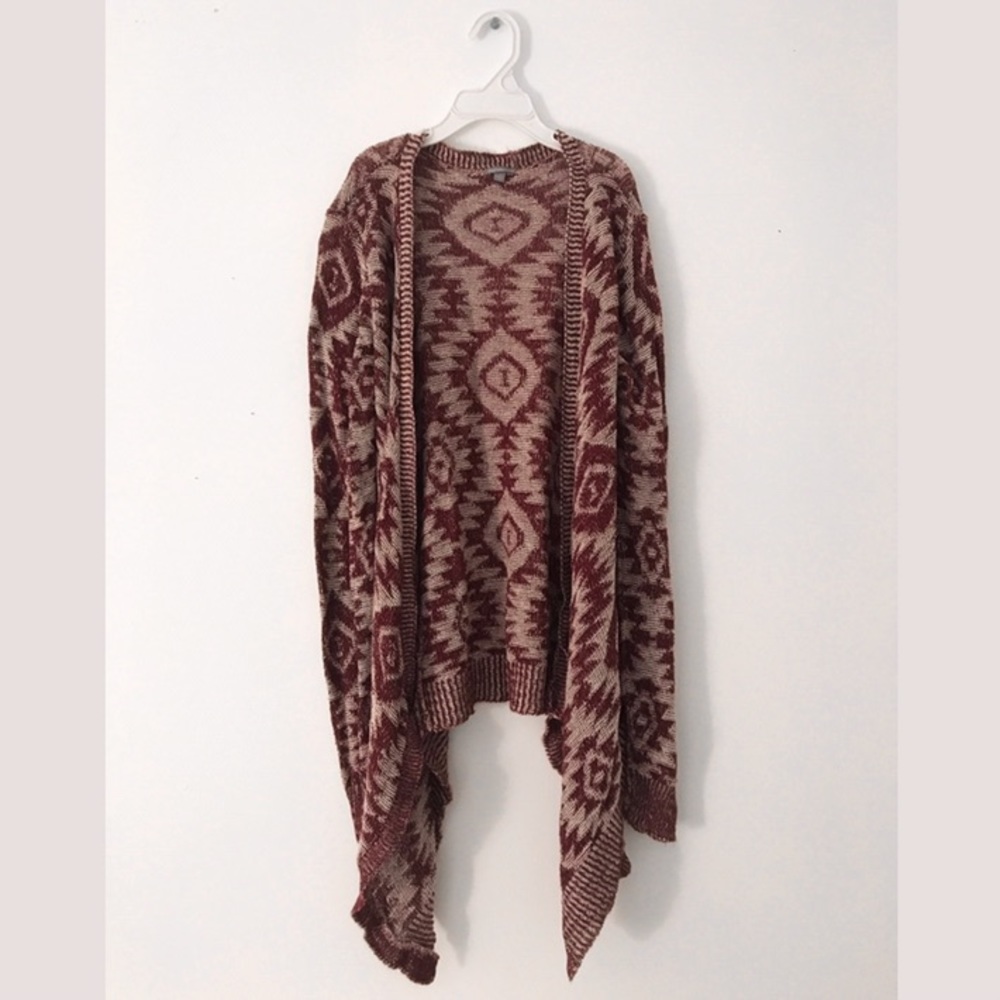Long sleeve, maroon and white knitted sweater